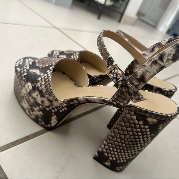 Michael Kors Stylish Snakeskin Platform Sandals - Picture 3 of 3